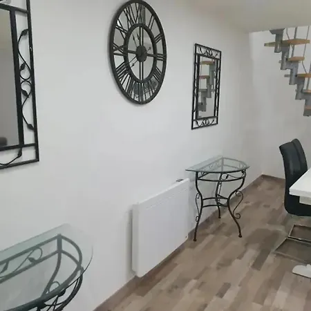 Moderne A De 56 M² Avec Jardin
