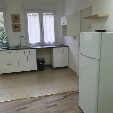 Moderne A De 56 M² Avec Jardin Apartmán